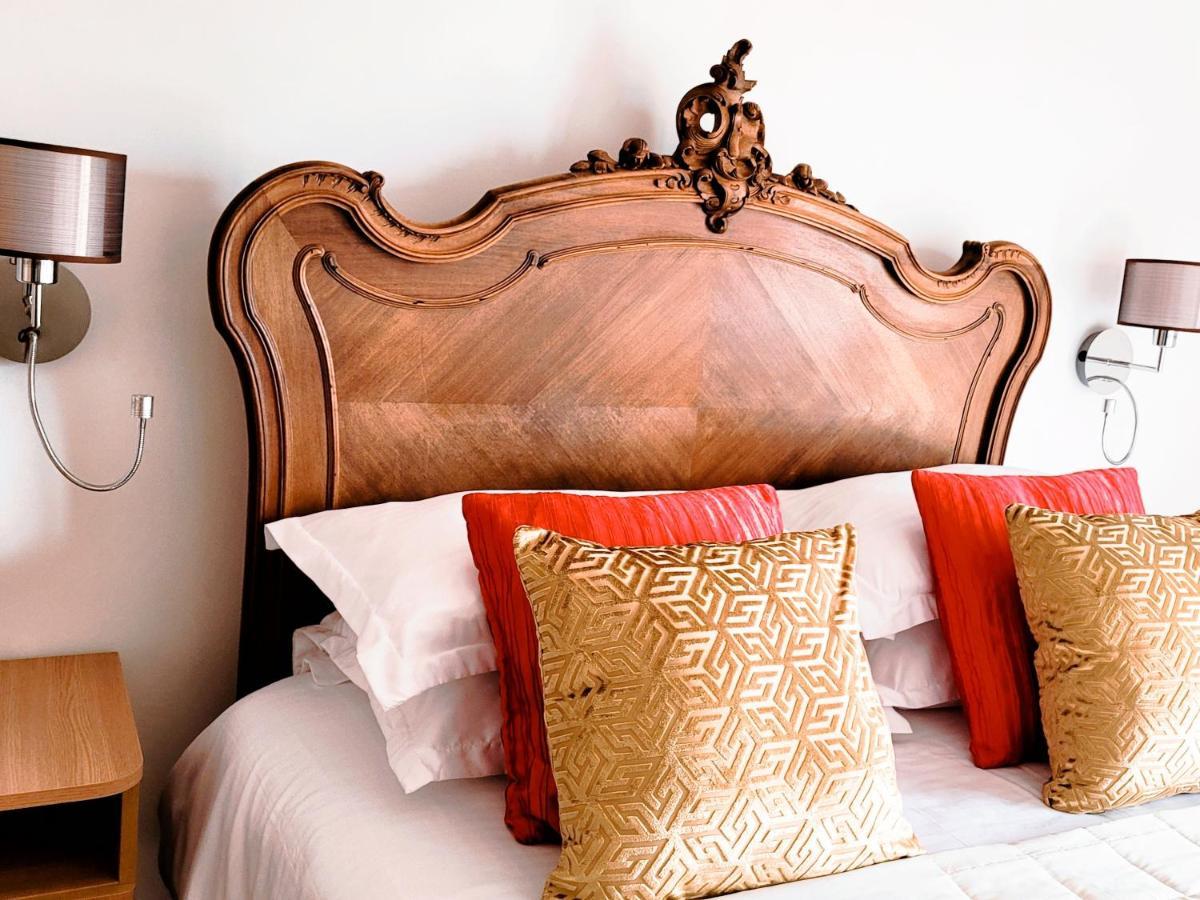 Carpathia Magic -Adults Only Villa เปชเตรา ภายนอก รูปภาพ