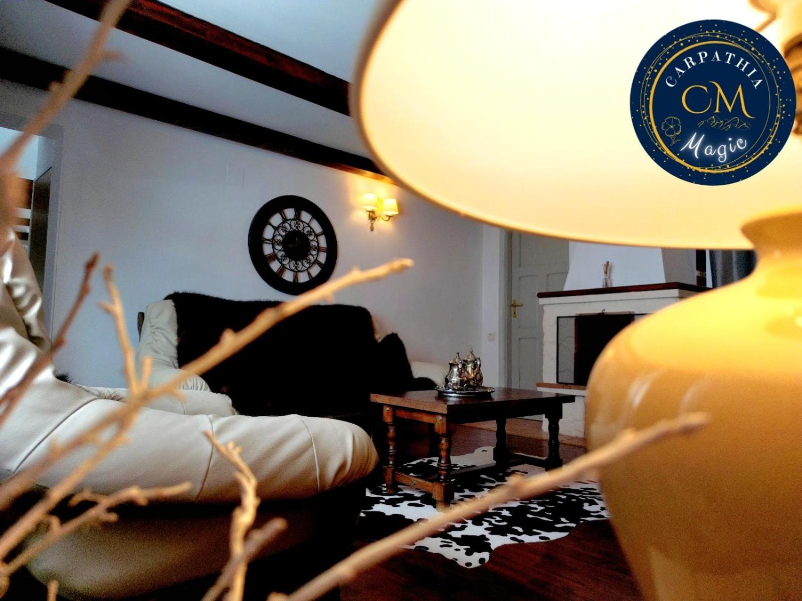 Carpathia Magic -Adults Only Villa เปชเตรา ภายนอก รูปภาพ